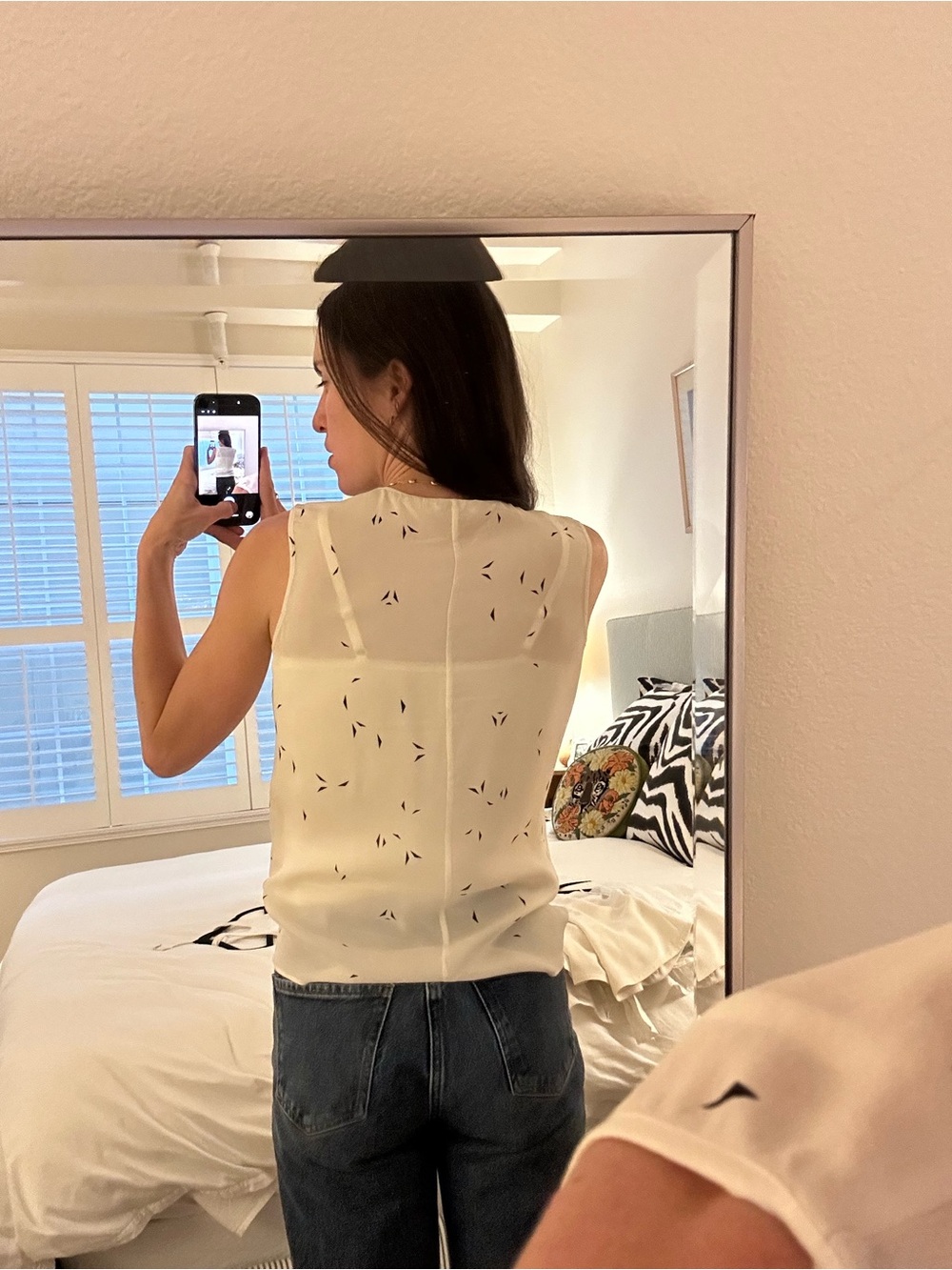 A.L.C. Cream Sleeveless Printed Silk Camisole - Picture 2 of 6
